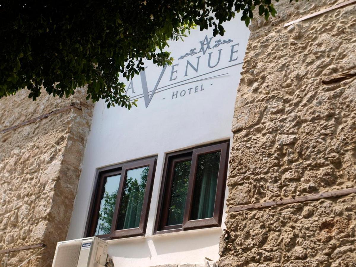Avenue Hotel Cirénia Exterior foto